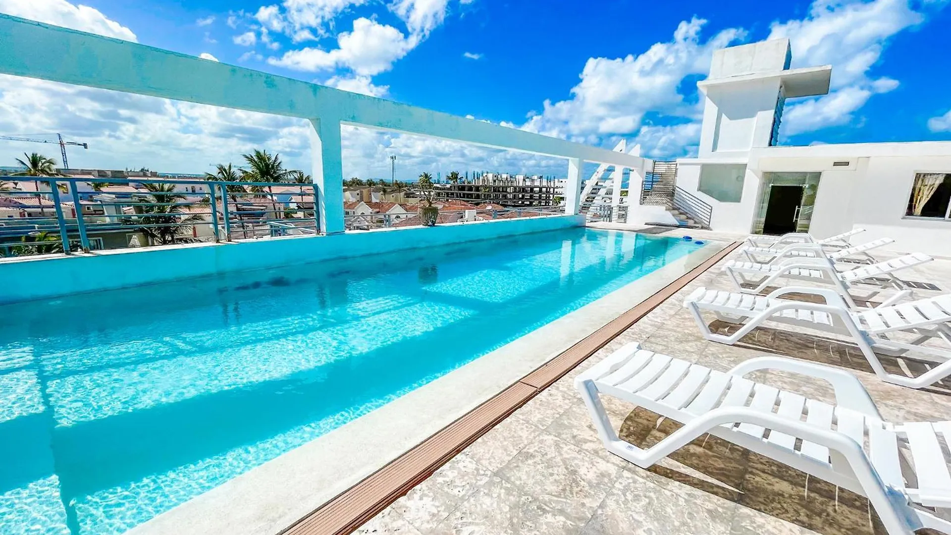 Rooftop Pool Hotel Suites Studios Dukassi Sol Caribe Beach Bavaro Club & Spa Punta Cana